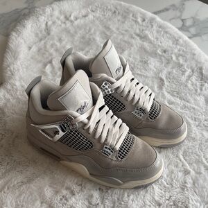 Jordan 4 Retro ‘Frozen Moments’